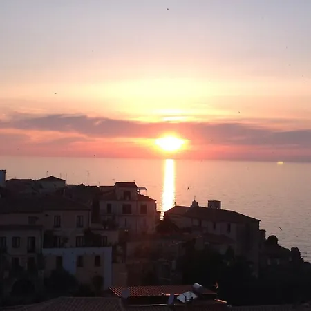 Il Vicolo Di 皮佐